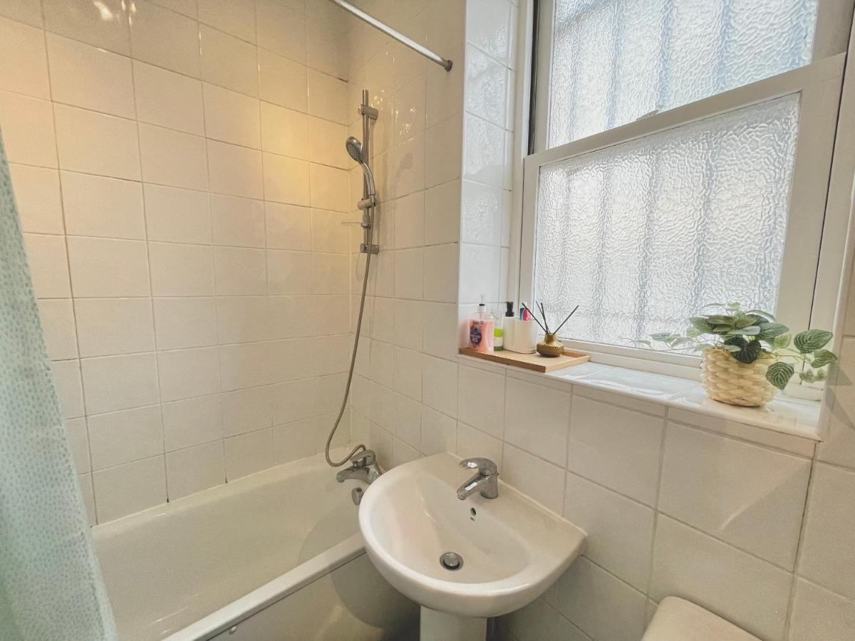 Archway Station Big Bedroom Flat Londres Exterior foto